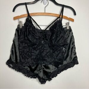 Amazon lingerie set shorts & bralette black‎ size XL